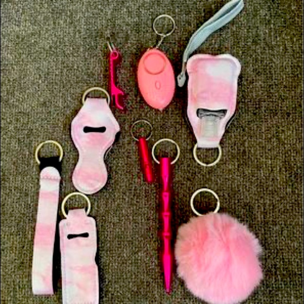 Pepper Spray Keychain Set for Women Car Keychain Holder Wristlet Key Chain